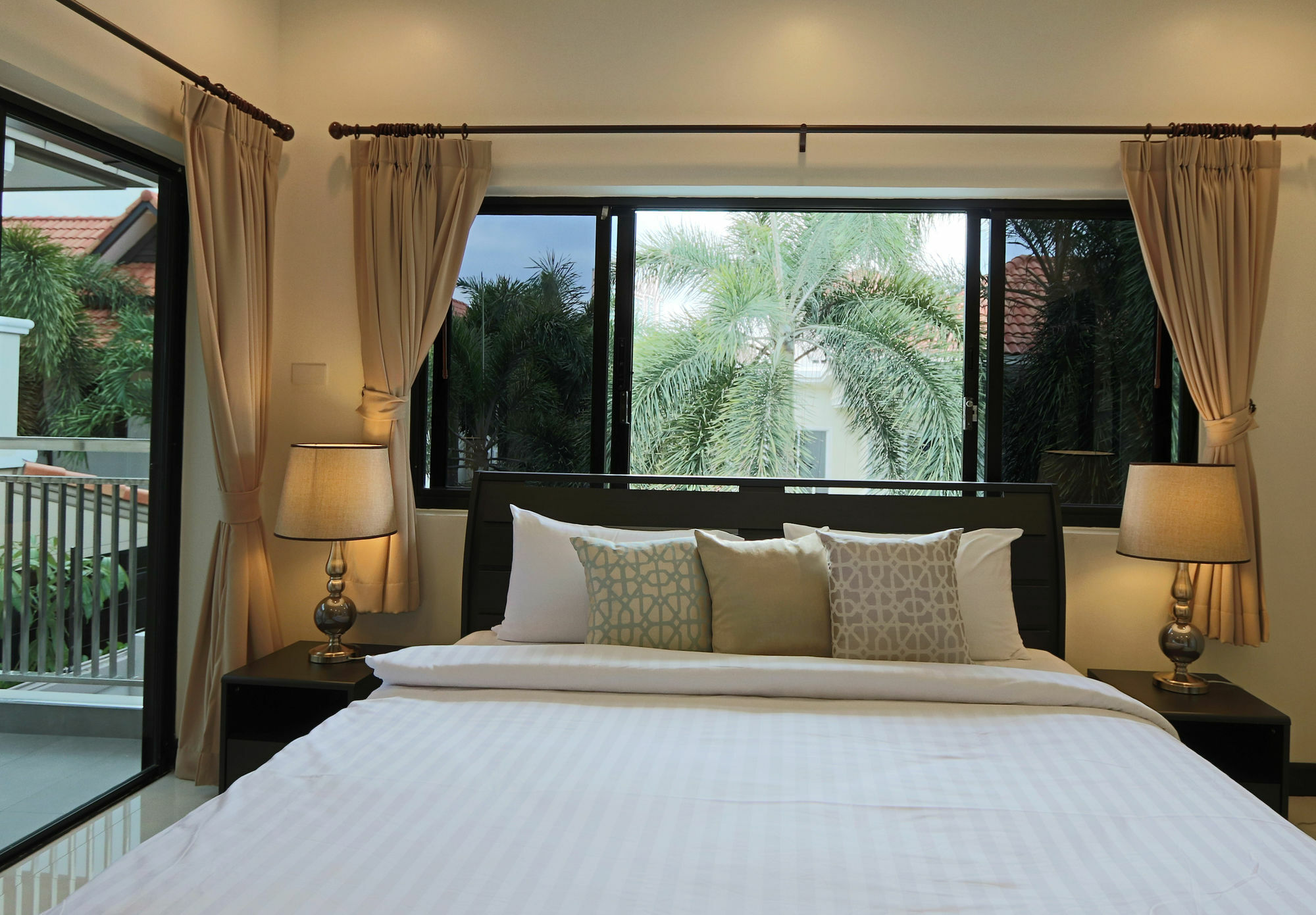 Pattaya Holiday Villas Bang Lamung Dış mekan fotoğraf