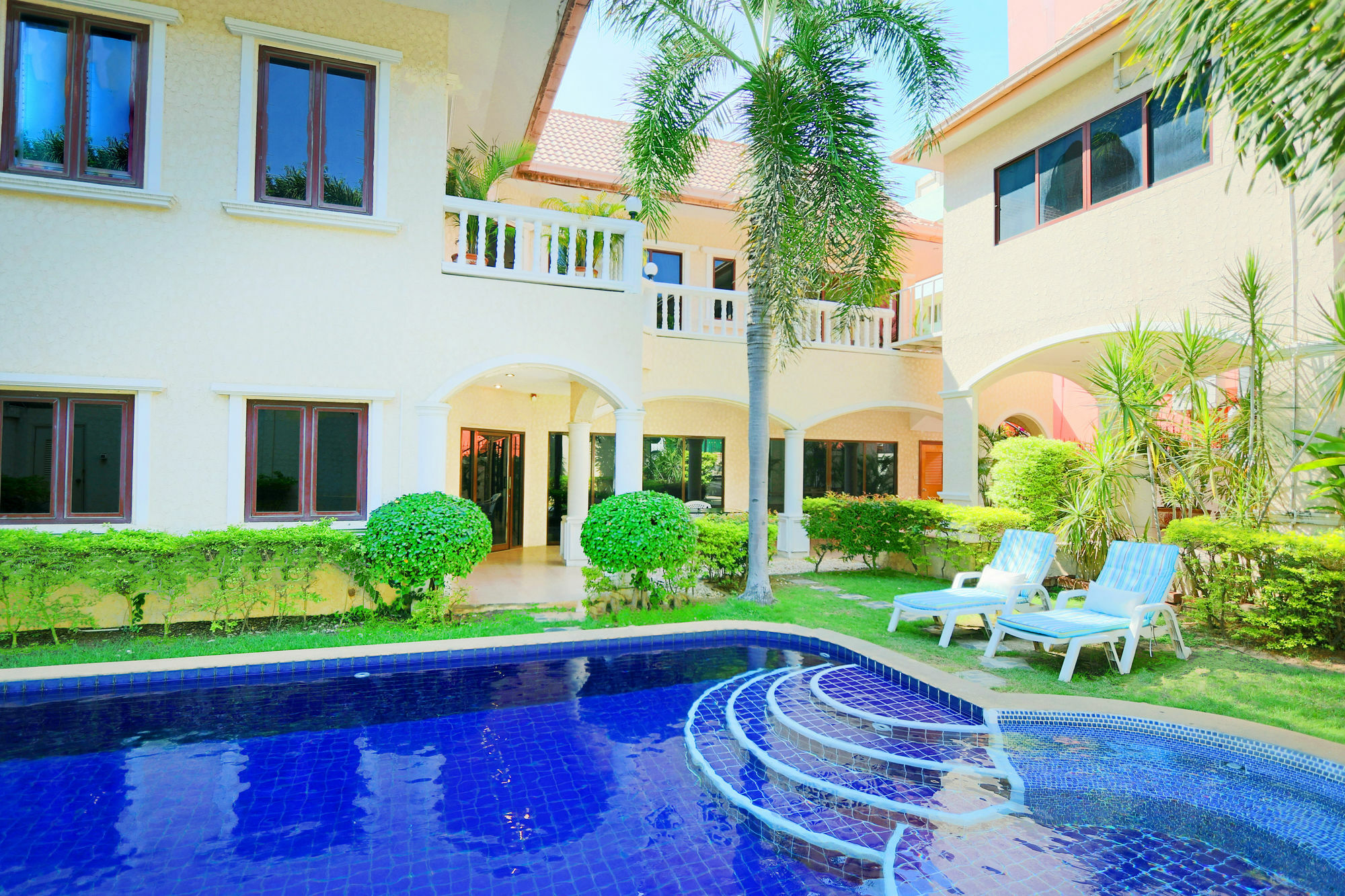 Pattaya Holiday Villas Bang Lamung Dış mekan fotoğraf